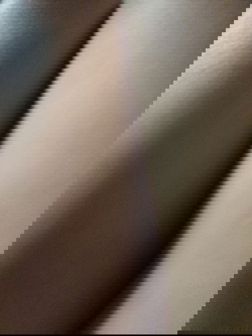 Hello po pwede po ba magtanong mga momshie natural Lang po ba ang pananakit Ng binti at mga Hita