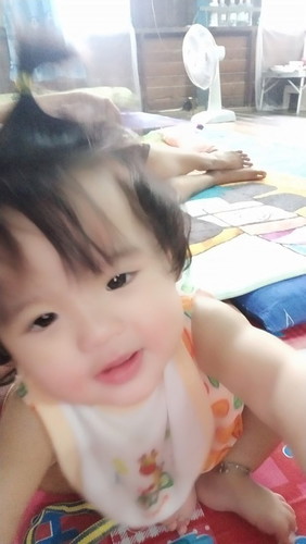เด็กน้อยผู้หญิง เด็กน้อยแสนซน