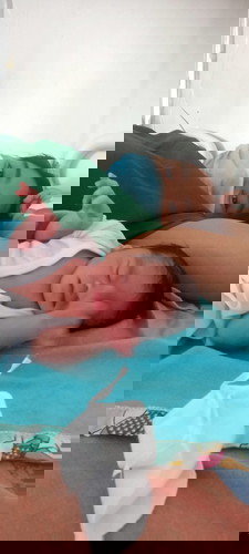 Nanganak n po ako maraming maraming slamat at nkaraos n kmi mg Ina ok nmn po baby ko