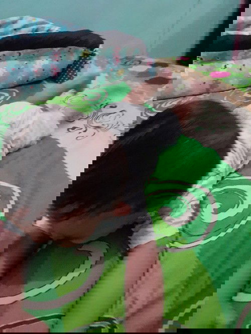 Bayi 11 bulan belum bisa merangkak