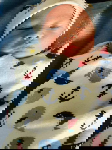 Hi mom baby ku sudah lahir ππ