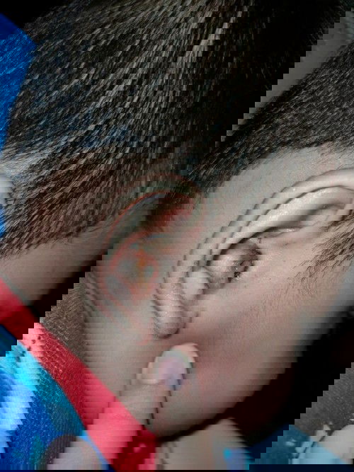 Keluar kotoran dari kuping