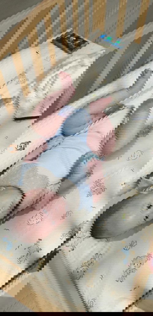 เรื่องการรอนของทารกวัย 3 เดือน 10 วัน