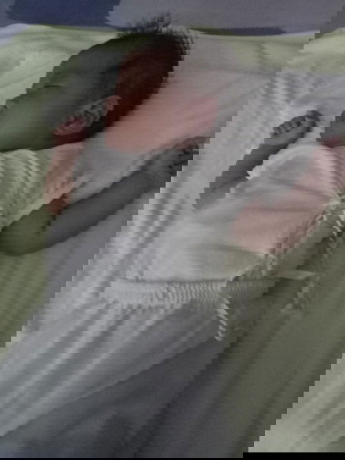 1 month old sumusuka