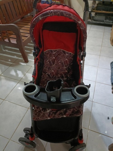 STROLLER FOR SALE 1800