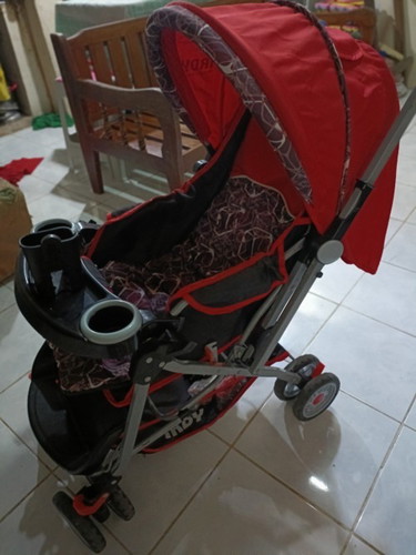 STROLLER FOR SALE 1800