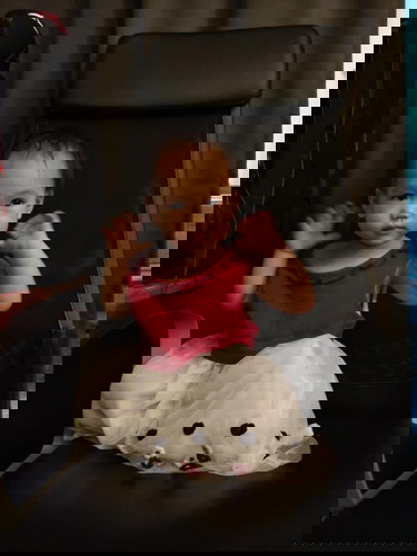 ลูกร้องไห้แบบไม่ใช่หิวนม