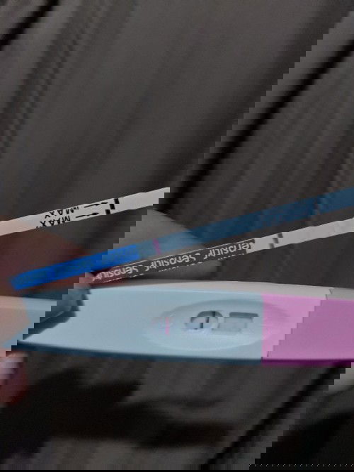 Tespek garis tipis samar