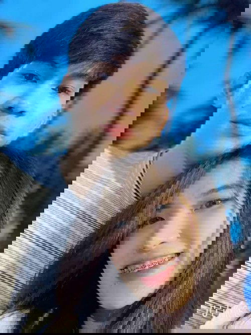 จะเหมือนใครน้า พ่อรึแม่ 💗💗