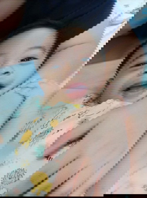 เเม่กินนมผง