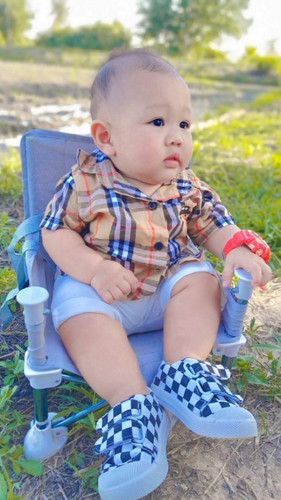 แม่ชอบจับผมแต่งตัวครับ