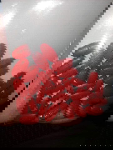 สอบถามผู้รู้ค่ะ ถ้าเราไม่ได้กินยาตัวนี้ จะส่งผลอะไรในครรภ์ไหมคะ 17+3week ปกติก้กินสีเหลืองกับสีแดง