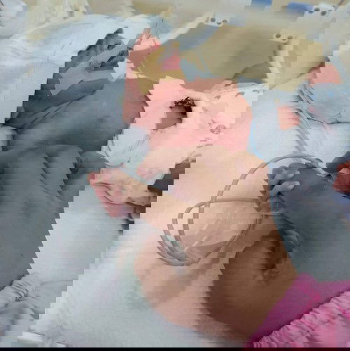 32 weeker strong premature baby