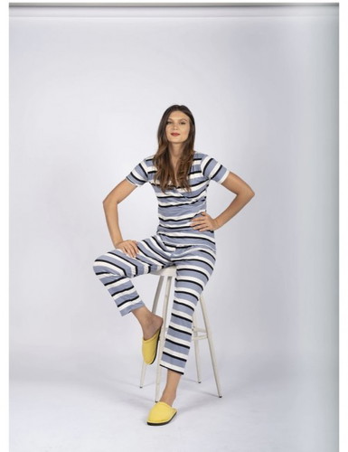 BREASTFEEDING CLOTHES