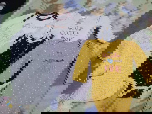 ปล่อยต่อชุดลูกค่ะ 0-3