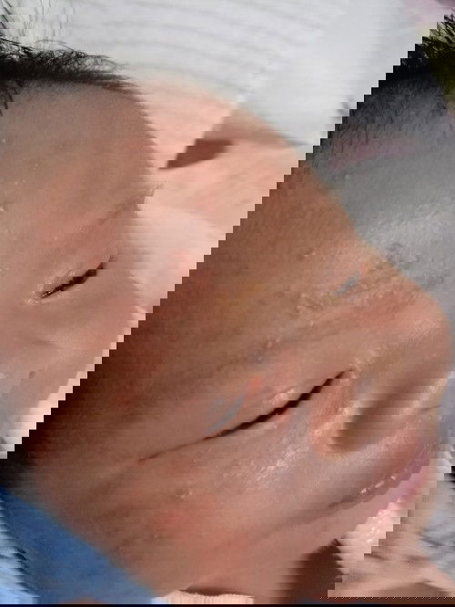 Pa help nmn po normal lang po ba ito sa newborn baby