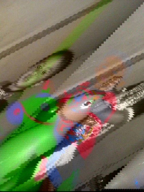 Salam kenal smuanya kawan kawan namaku axelle tirta pratama 🤗