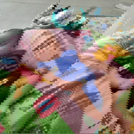 Setelah imunisasi pilio dan DPT adakah yg mengalami babynya diare. Bau pup menyengat?