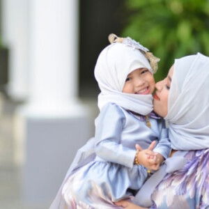 Retno Hadianingsih profile icon