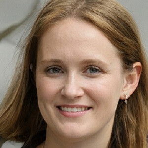 Elizabeth Caroll profile icon