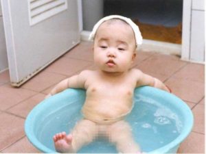 Bath time and nude pics