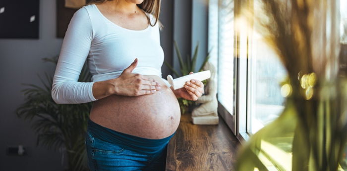 Minimize stretch marks during pregnancy