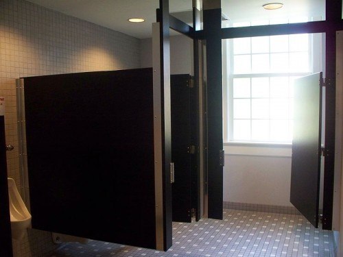 How to use a public restroom with your kid in tow?