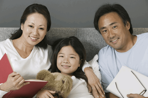 7 steps to fun and enriching bedtime storytelling with the kids