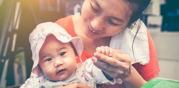 What to look for in a nanny for an infant? What's the right way on finding a yaya?