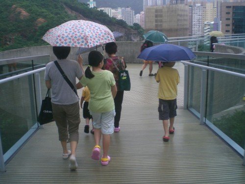 4 deadly diseases your kid can get during typhoon season