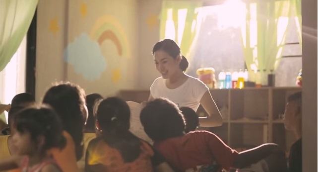Thai women in heartwarming videos - Celebrating strong and beautiful women!