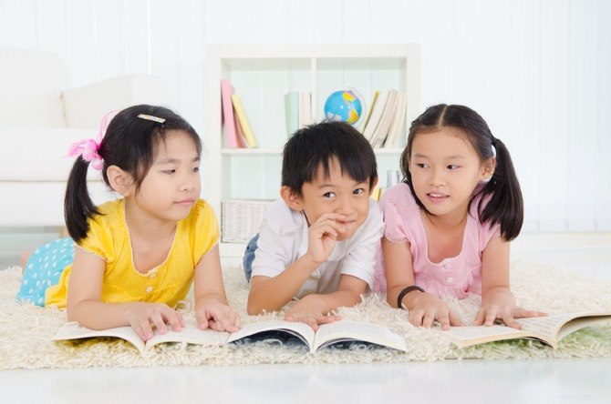10 Tips to encourage good reading habits in kids