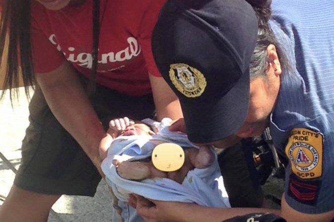 Woman gives birth in horrendous APEC traffic - mother's and baby's conditions unknown