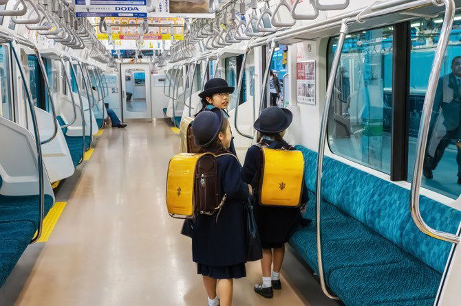 Japanese school kids who steal from the elderly, still at large