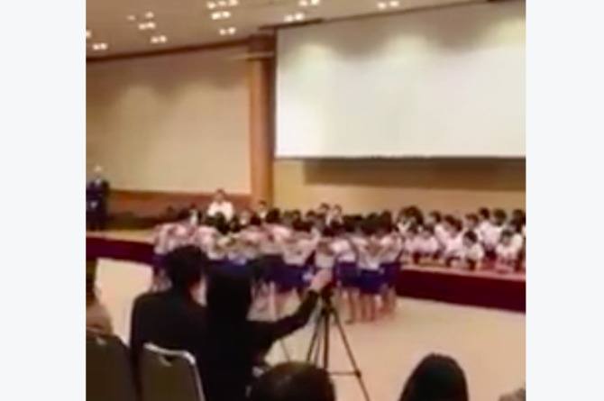 Want your kids to learn the meaning of friendship? Show them this touching video