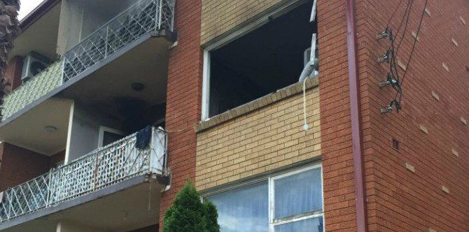 Mom forced to drop baby and toddler from window to escape burning apartment