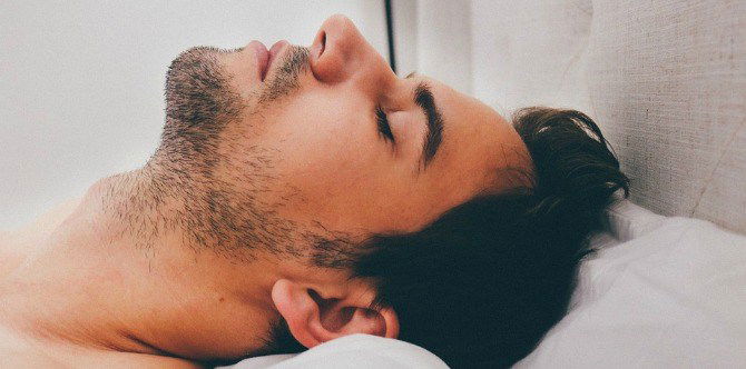Heavy snoring is linked to cancer, new study finds