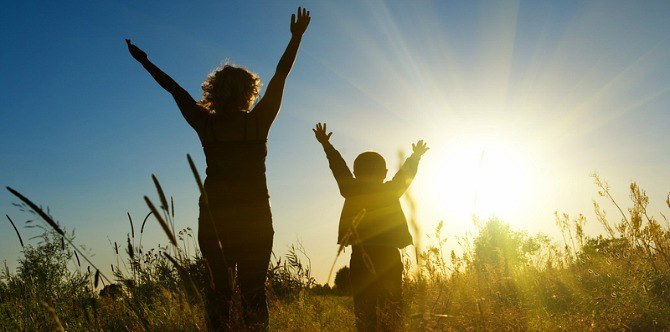 10 Valuable life lessons only a mother could teach