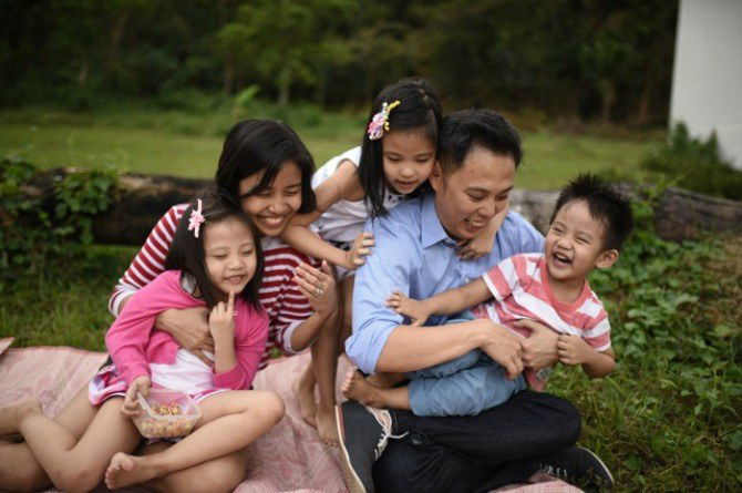 Supermom Kristine Chua takes the leap from corporate high-flyer to hands-on mom