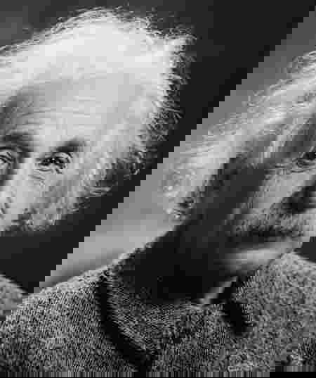 Albert_Einstein_Head