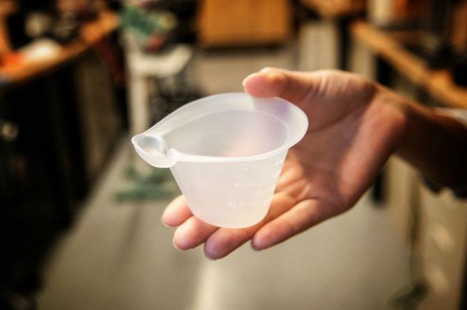 NIFTY Cup Ingenious Feeding Cup Could Save Millions Of Newborns nifty-cup-ingenious-feeding-cup-could-save-millions-of-newborns