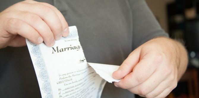 Studies reveal wives more likely to initiate divorce