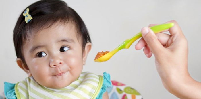 DON'T put Salt and Sugar in your baby's food before they turn one. Here's why