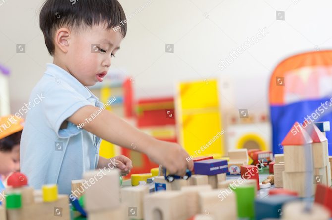 Support your little explorer’s brain development when he starts school