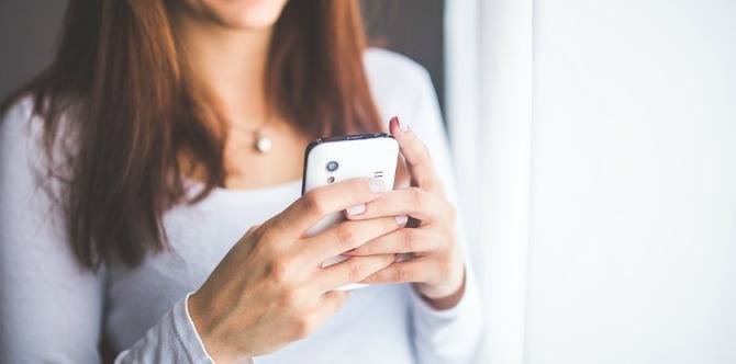 7 Messages wives should never text to anyone