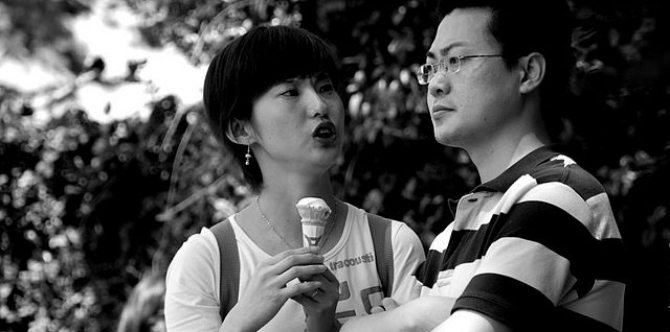 9 tell-tale signs that your husband is cheating on you