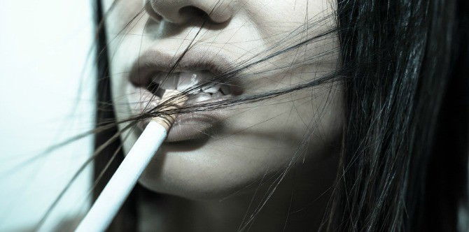 In Australia pregnant teens smoke on purpose to have smaller babies during labor