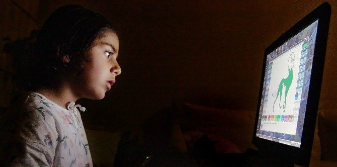 “Digital Heroin”: Too much screen time turning kids into psychotic junkies