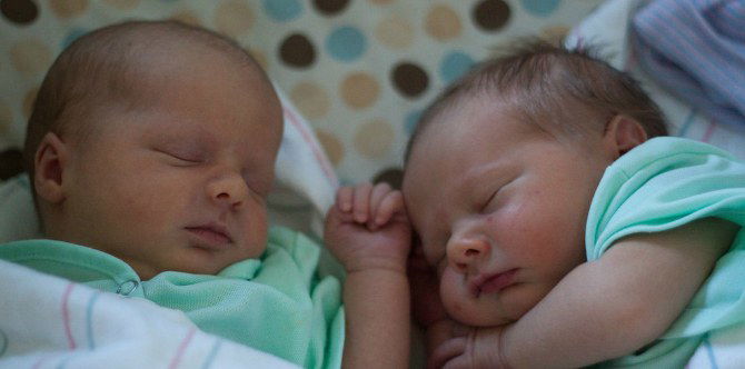 This mom's story of losing a twin is an inspiration for grieving parents everywhere