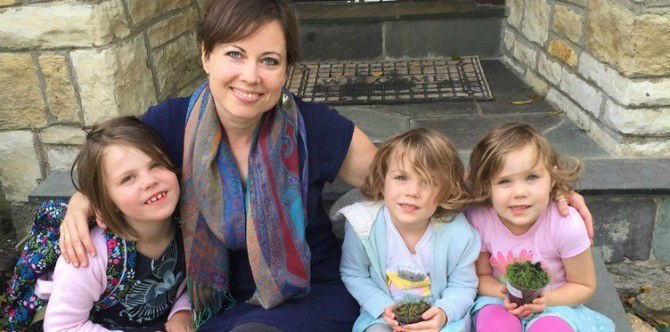 Anti-vaccination mom devastated after 3 daughters get lethal infection!